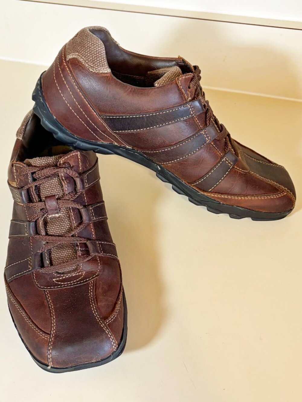 Skechers 60626 Leather Lace Up Low Top Casual Sporty Bowling Style Mens Size 10